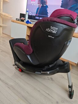 Autosedačka Britax Romer dualfix M-isize - 2