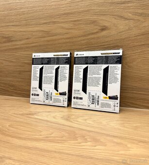 Corsair Vengeance RGB Pro 2x8GB l 16GB DDR4 - 2