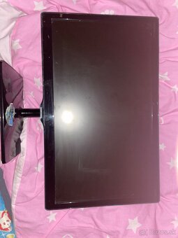 Samsung HDTV monitor - 2