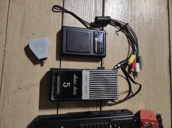 Predám vysielačky .komplet - 2