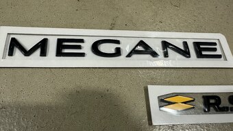 Logá/ emblémy Megane RS - 2