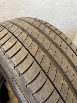 205/55 R17 95 V letné peumatiky Michelin - 2
