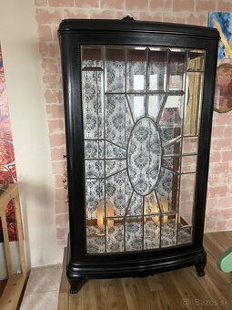 starozitna vitrina - 2