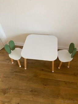 Detsky stôl a stoličky - 2