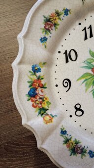 Nástenné hodiny tanier - 2