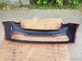 Predám zadný nárazník hyundai i20 - 2
