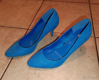 Lodicky na uzku nohu - 2