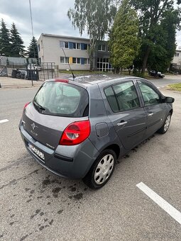 Renault Clio 3 - 2