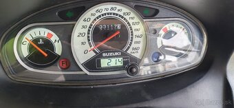 Suzuki Burgman 200 - 2