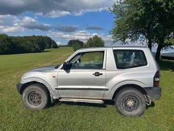 Mitsubishi Pajero 2,5 - 2