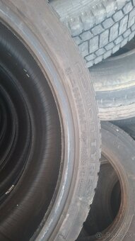 265/40 r21 Nokian - 2