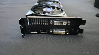Gigabyte Radeon HD 6970 - 2