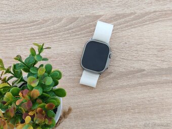 Apple Watch Ultra GPS+Cellular 49mm Titanium Case - 2