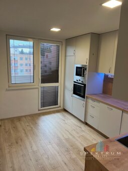PREDANÉ-SPEKTRUM REALITY- Na PREDAJ 3 -izbový byt, 70 m2, Ha - 2