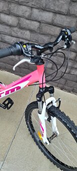 REZERVOVANY ... Bicykel Ctm 24" willy pink - 2