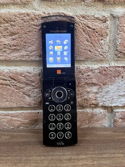 ☑️SonyEricsson W980 walkman 8GB, ročník 2008 - 2