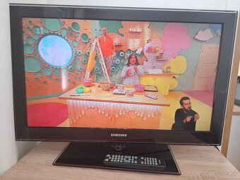 Samsung Full HD LCD 32'' - 2