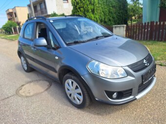 SUZUKI SX 4 1,6 BENZÍN 4X4 KLÍMA - 2