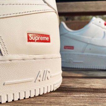 NIKE Air Force 1 Supreme - 2