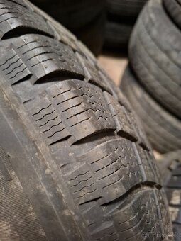 Predam pneumatiky Michelin 205/80R16 - 2