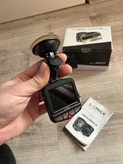 Autokamera Lamax - 2