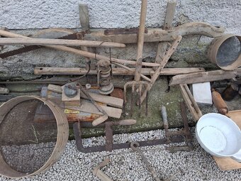 Stare veci z povala - 2