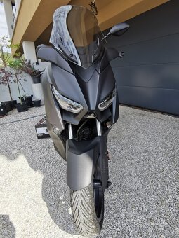 YAMAHA  X MAX 125 - 2