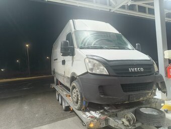 Iveco Daily, skriňová dodávka - 2