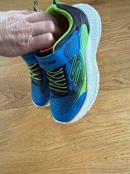 Detske chlapcenske tenisky Skechers 28 - 2
