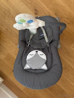 Predam hracie a vibračne kresielko - 2