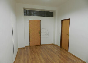 ✳️ Kancelárske priestory, 2 miestnosti - 35 m2, v centre ✳️ - 2