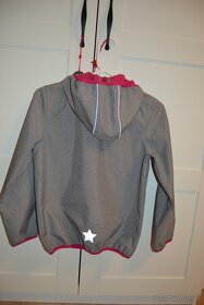 Dievčenská softhelová bunda, veľkosť 130/140 - 2