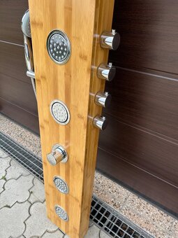 Hydromasážny sprchový panel - 2