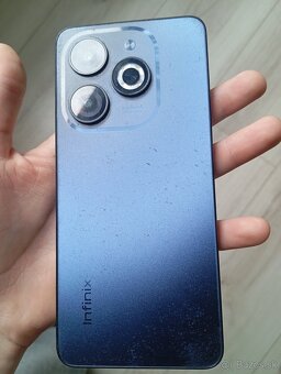 Infinix Smart 8 - 2