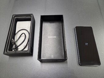 Galaxy S21 5G bez škrabančeka - 2