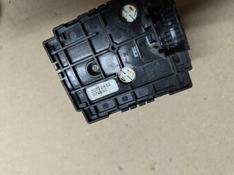 vypinac svetiel Volvo C30 S40 30772412 30€ - 2