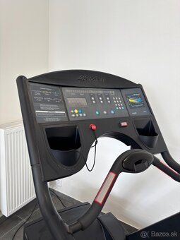 Life Fitness 9500HR - Profi bežecký pas - 2