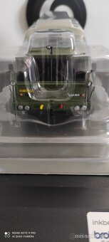 Tatra 813 88 KOLOS měřítko 1:43 DEA prémiový model - 2