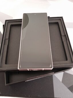 Samsung Galaxy Z Fold6 12 GB/512 GB Silver Shadow - 2