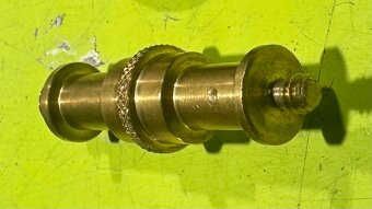 anfrotto adaptér pre z 16mm Spigot na M10 metrickú skrutku - 2
