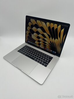 MacBook Pro 15" 2017 Silver (i7/16/256GB) + ZÁRUKA - 2