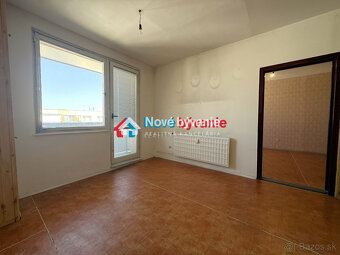 Predaj, veľkometrážny 4izbový byt-Štúrovo(N180-114-FRAD3) - 2