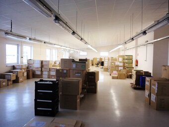 Výrobné, distribučné, parkovacie a kancelárske priestory na  - 2