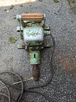 stolárska vŕtačka - 2