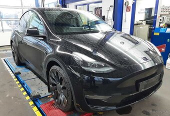 Tesla Model Y Performance Long Range Dual Motor AWD 393kW - 2