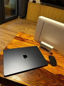 MacBook Air 15" M4 • SK verzia 2025 • TOP STAV + Magic Mous - 2