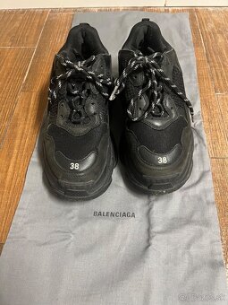 Balenciaga Triple S - 2