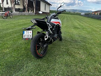 Ktm duke 390 - 2