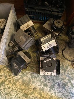 Predám ABS moduly riadiace jednotky ABS do vw - 2