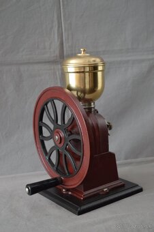 Mlynček na kávu Elma - 2